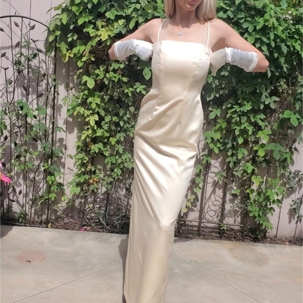 Vintage Wtoo Pastel Yellow Satin Strapless Gown + Detachable Straps Size 2